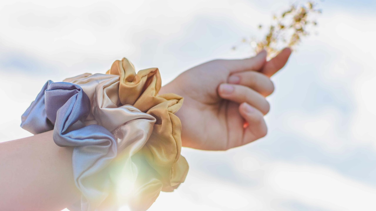 10 Reasons Scrunchies Lose Their Stretch And How To Keep Them Tight 10 Reasons Scrunchies Lose Their Stretch And How To Keep Them Tight