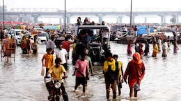 UP में आसमानी आफत क्यों ? डीप डिप्रेशन' और 'वेस्टर्न डिस्टर्बेंस' की टक्कर से बना बारिश का महा-चक्रव्यूह