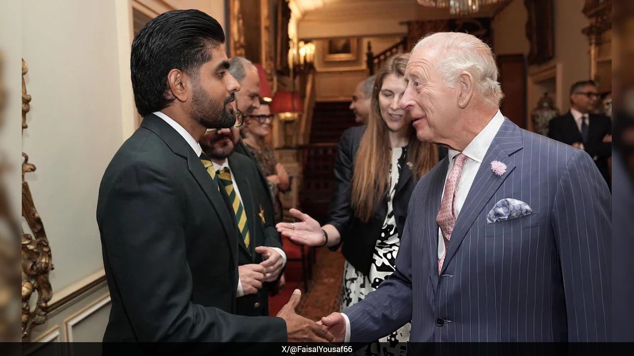 "Are You Going Home?": King Charles' Meeting With Pakistan Players Mocked By England Greats