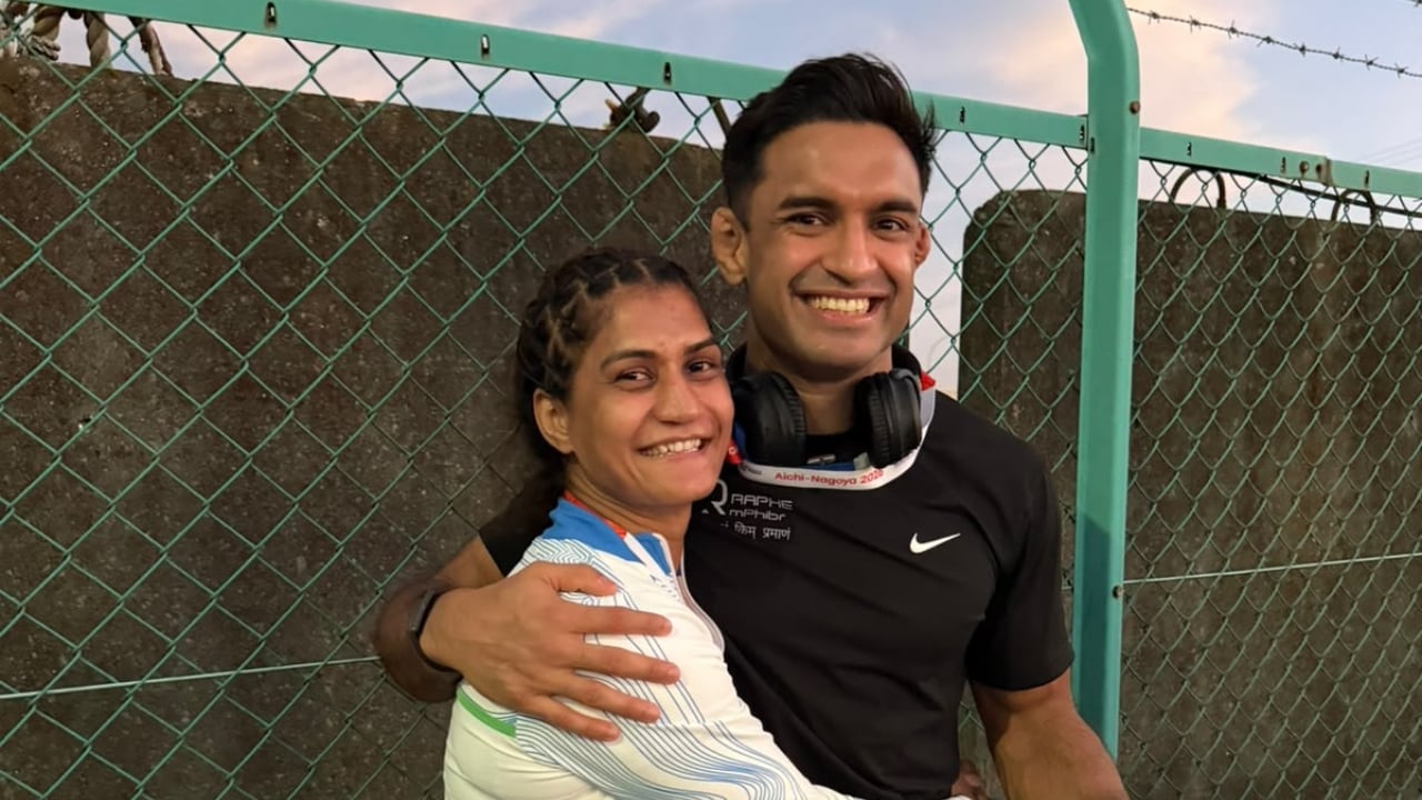 Varun Sanyal Breaks Silence After Asiad Heartbreak, Hails Suchika's MMA Bronze