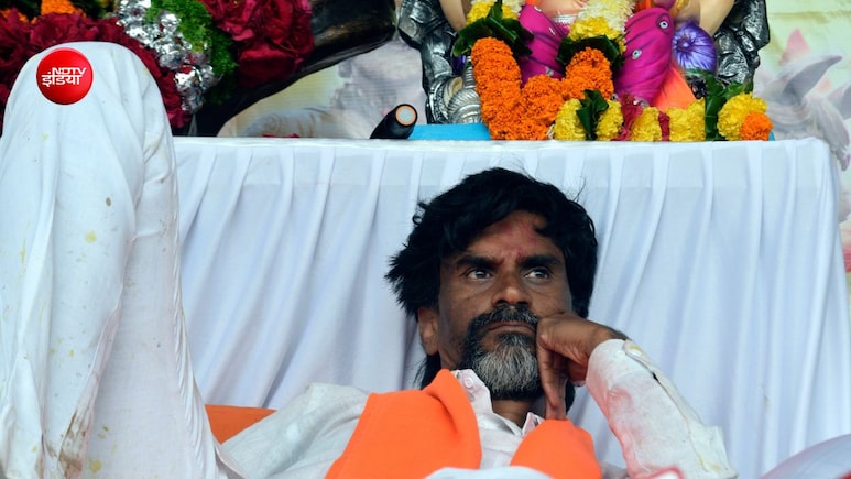 मनोज जरांगे पाटिल पर 1,000 करोड़ रुपये का भ्रष्टाचार का आरोप, ED में शिकायत दर्ज