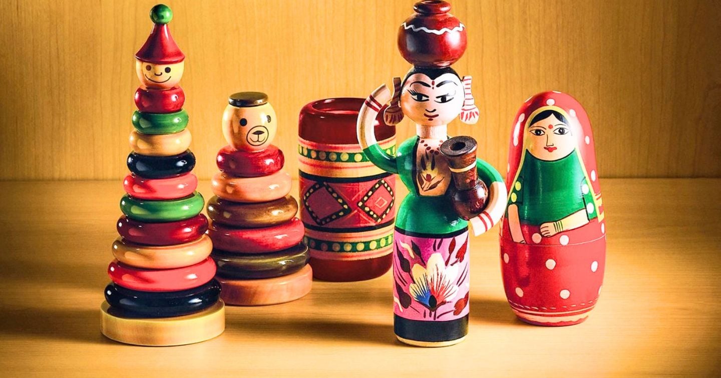 Which Place Is Known As The Toy City Of India?