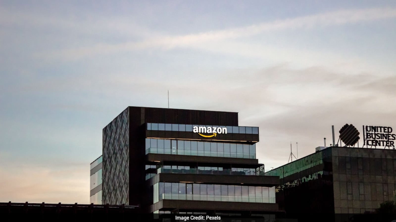 Amazon Raises Minimum Starting Wage To  An Hour In US