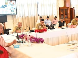 J&amp;K Lt Governor Calls For Robust Counter-Terror Strategy, Intensified Area Domination