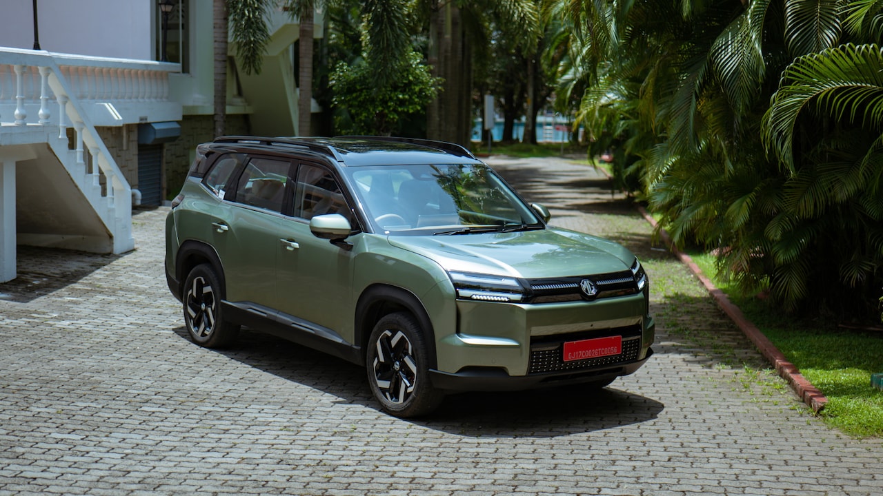 MG Hector Tomahawk EV Front View MG Hector Tomahawk EV Front View