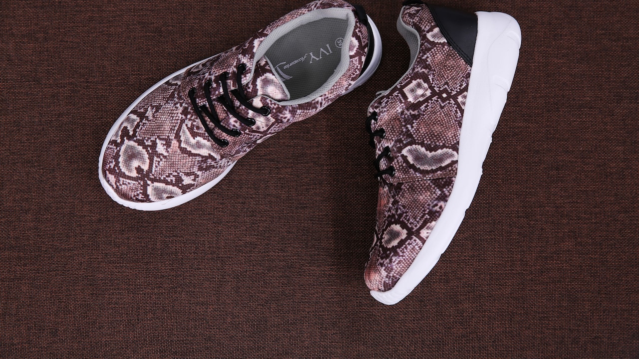 10 Reasons Canvas Shoes Lose Shape After Washing And How To Fix It 10 Reasons Canvas Shoes Lose Shape After Washing And How To Fix It
