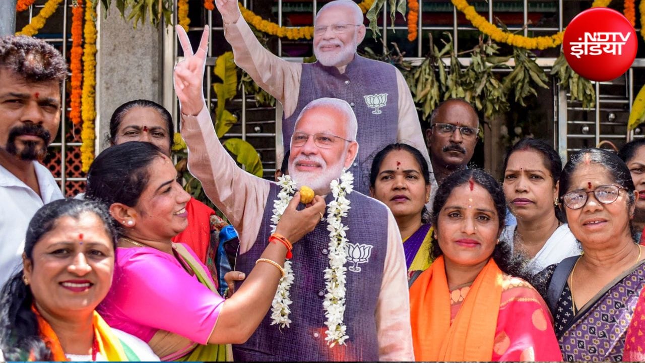 प्रधानमंत्री नरेंद्र मोदी के नेतृत्व में भारतीय विदेश नीति और मजबूत हुई है, अब हर बड़े मौके पर दुनिया भारत की बात को बड़े ध्यान से सुनती है. 