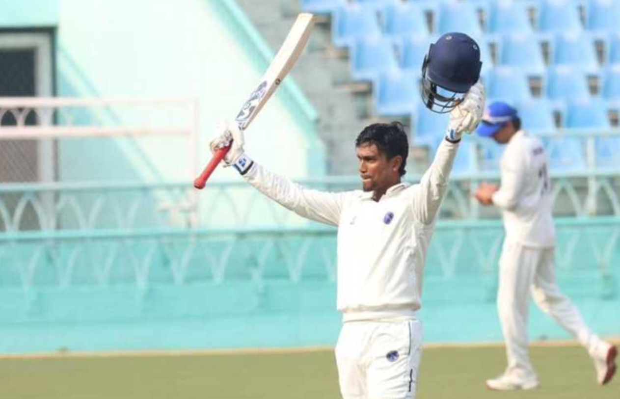 8 चौके, 5 छ्क्के, दनदनाती हुई सेंचुरी, 'बोकारो के लाल' ने टेस्ट में किया T20 वाला कमाल