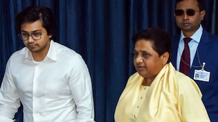 आकाश आनंद की बसपा से छुट्टी पर मायावती की मुहर, ससुर का संन्यास दांव भी नहीं आया काम