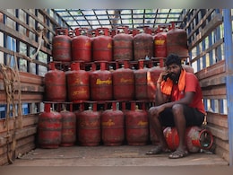 1 अक्टूबर से बदलेंगे LPG के नियम, सब्सिडी के लिए बायोमेट्रिक होगा जरूरी, जान लीजिए आपके काम की बात