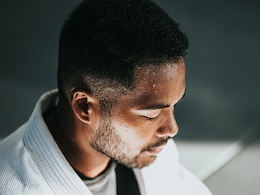 Sweating Without Exercise? Here's When It Could Be A Heart Warning