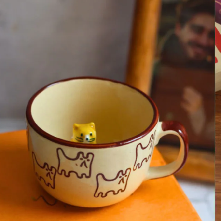 Grab Adorable Peekaboo Mugs On Discount During Myntra Big Brands Bash