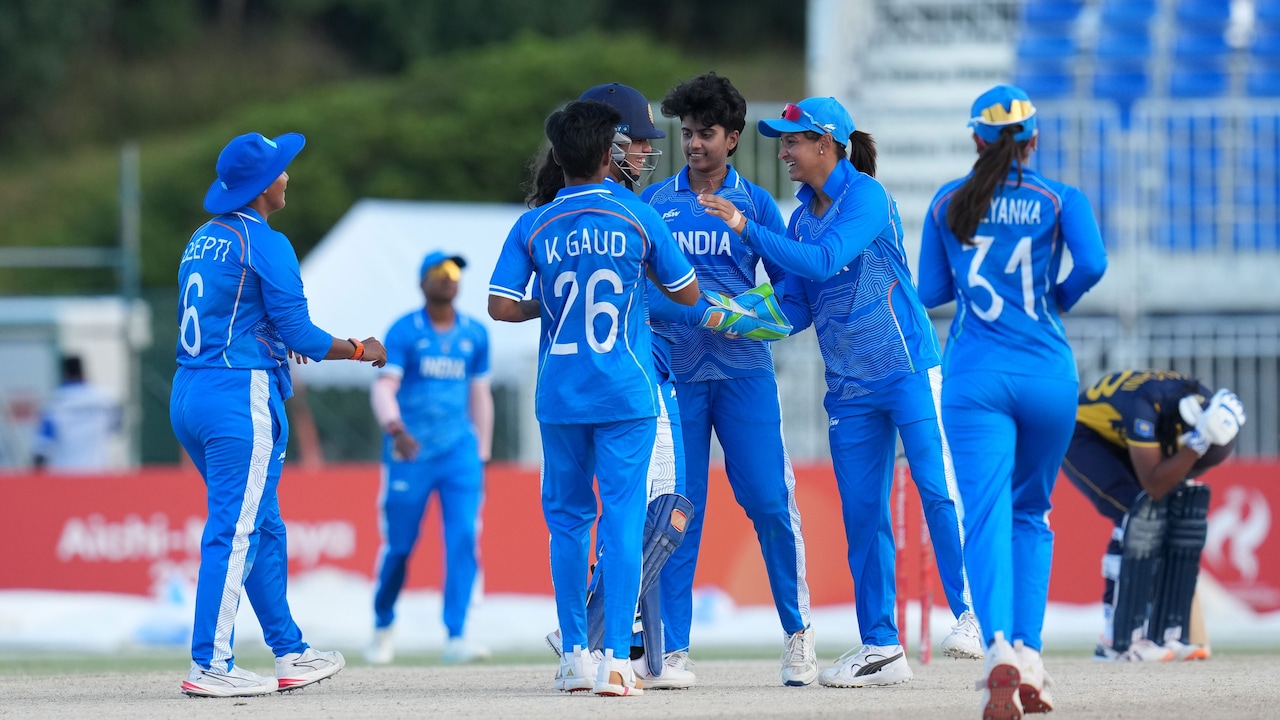 President Droupadi Murmu, Home Minister Amit Shah Congratulate India Women's Cricket Team For Asian Games Gold
