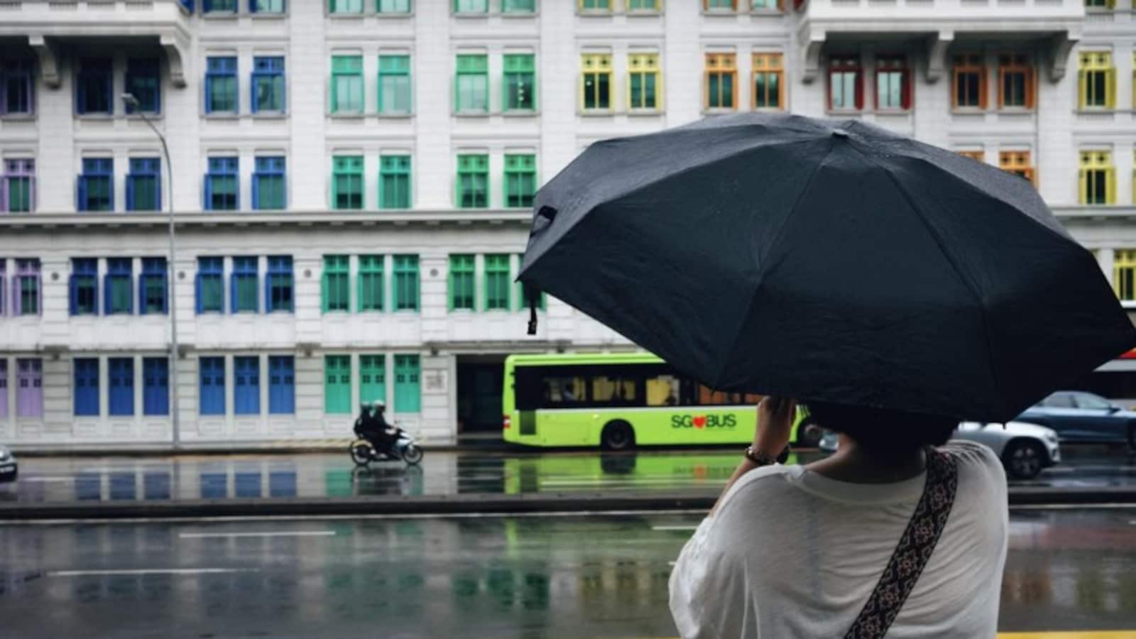 Singapore Imposes Huge Fines For Playing Loud Music, Eating On Bus