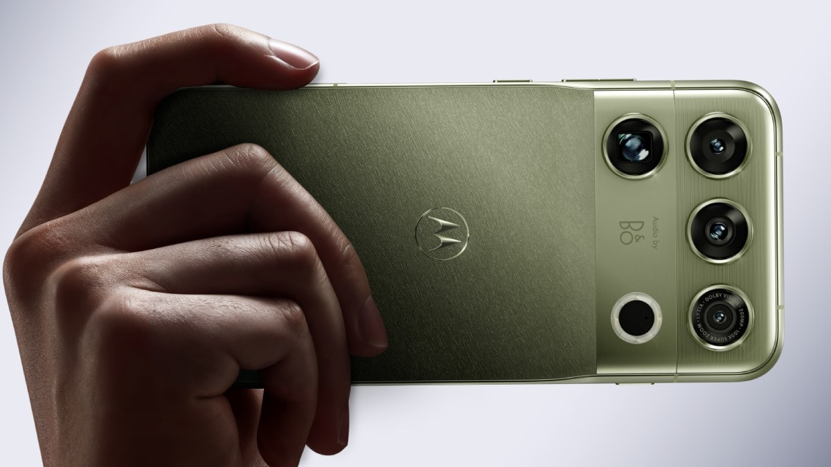 Motorola Signature 27 हुआ लॉन्च; 200MP कैमरा के साथ मिलेगा पावरफुल Snapdragon 8 Elite Extreme Gen 6 चिप