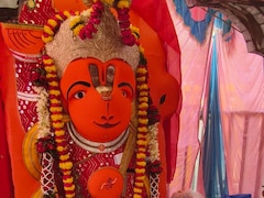 आखिर क्यों नहीं हट रही उज्जैन की 'खड़े हनुमान' प्रतिमा ? बेसाल्ट पत्थर और टनों वजन में छिपा है राज