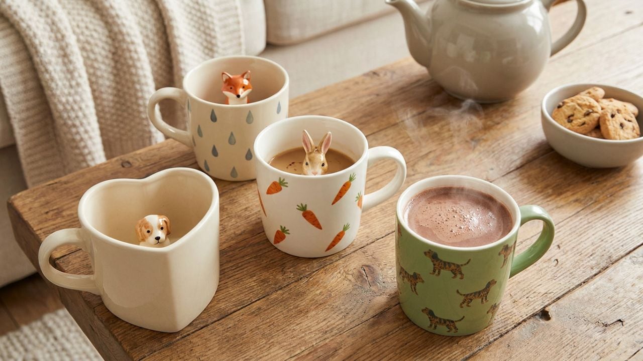 चाय खत्म होते ही मिलेगा प्यारा सरप्राइज, ट्रेंड कर रहे हैं ये Peekaboo Mugs, मिल रहे हैं हैवी डिस्‍काउंट पर