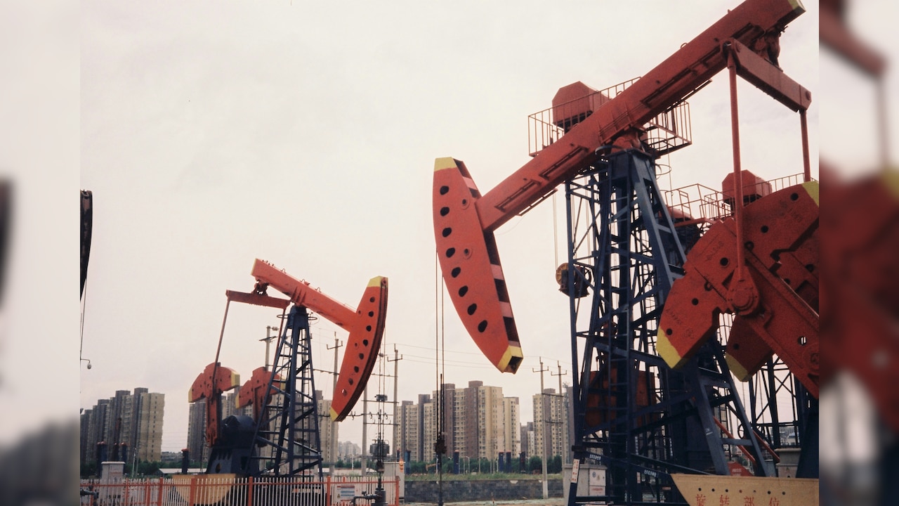 Brent Crude Steadies Near $100: Oil Prices Fall 8% In Four Days As Saudi Exports Recover