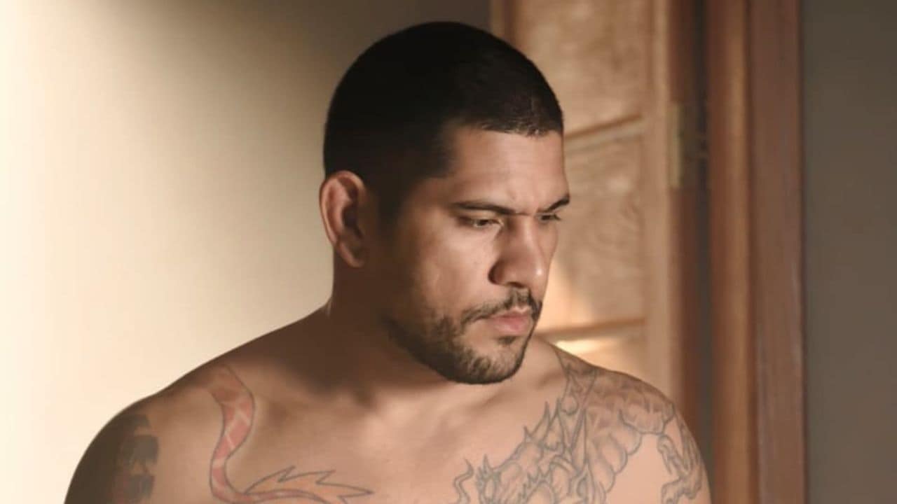Alex Pereira Mocked Online After Unexpected 'Robbery' At Home