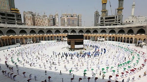 "Red Line": Saudi Claims Houthis Targetted Mecca, Iran-Backed Group Denies