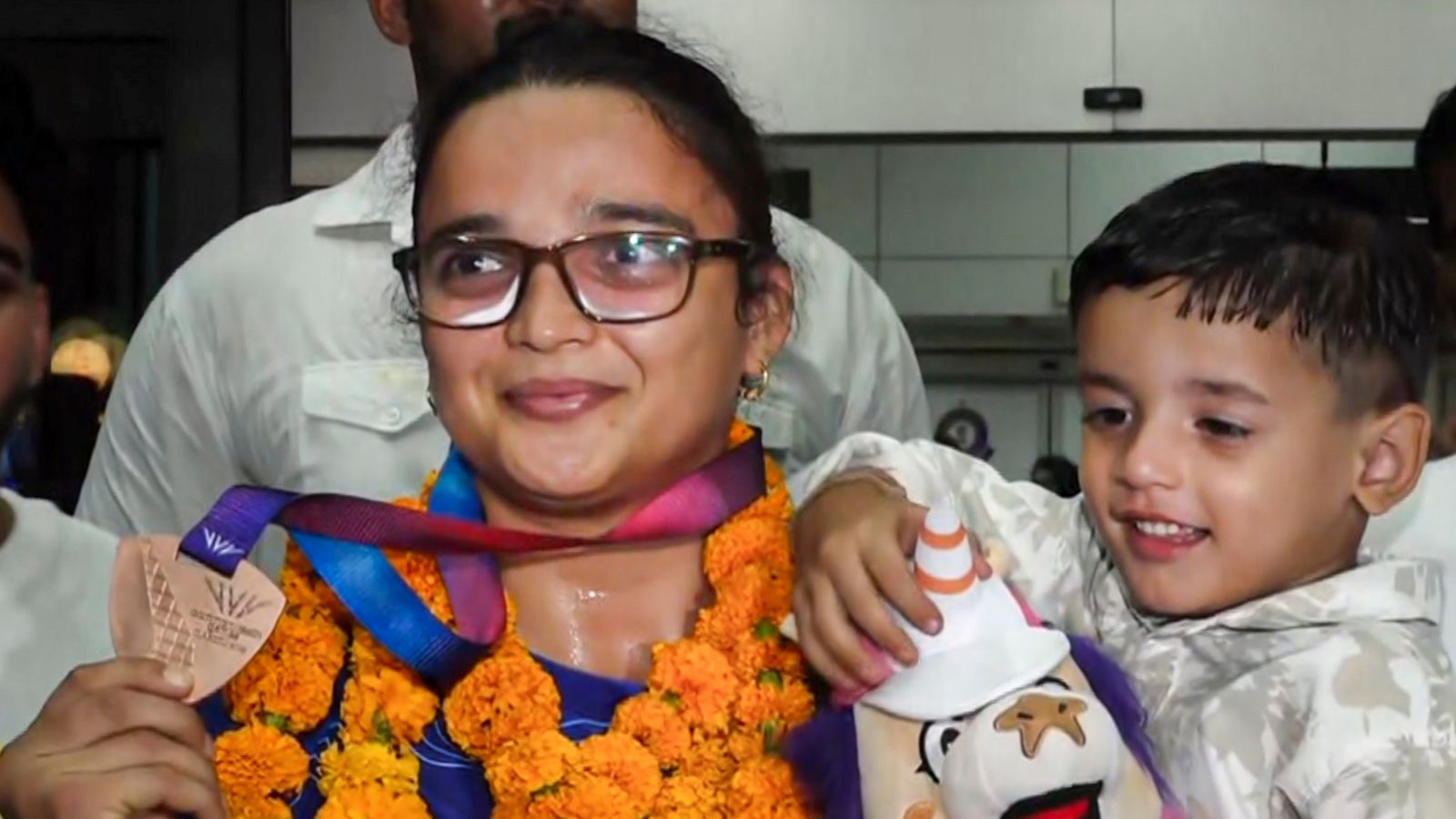 'मैंने उसका बचपन छीन लिया,' एशियन गेम्स में मां के सामने मेडल से भी बड़ी परीक्षा, भावुक कर देगी सीमा की कहानी