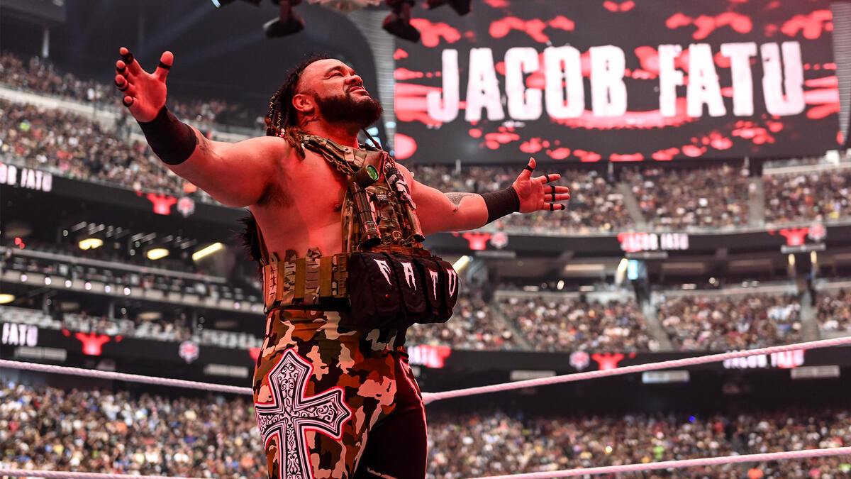 Jacob Fatu taken to hospital by ambulance after car incident following WWE RAW