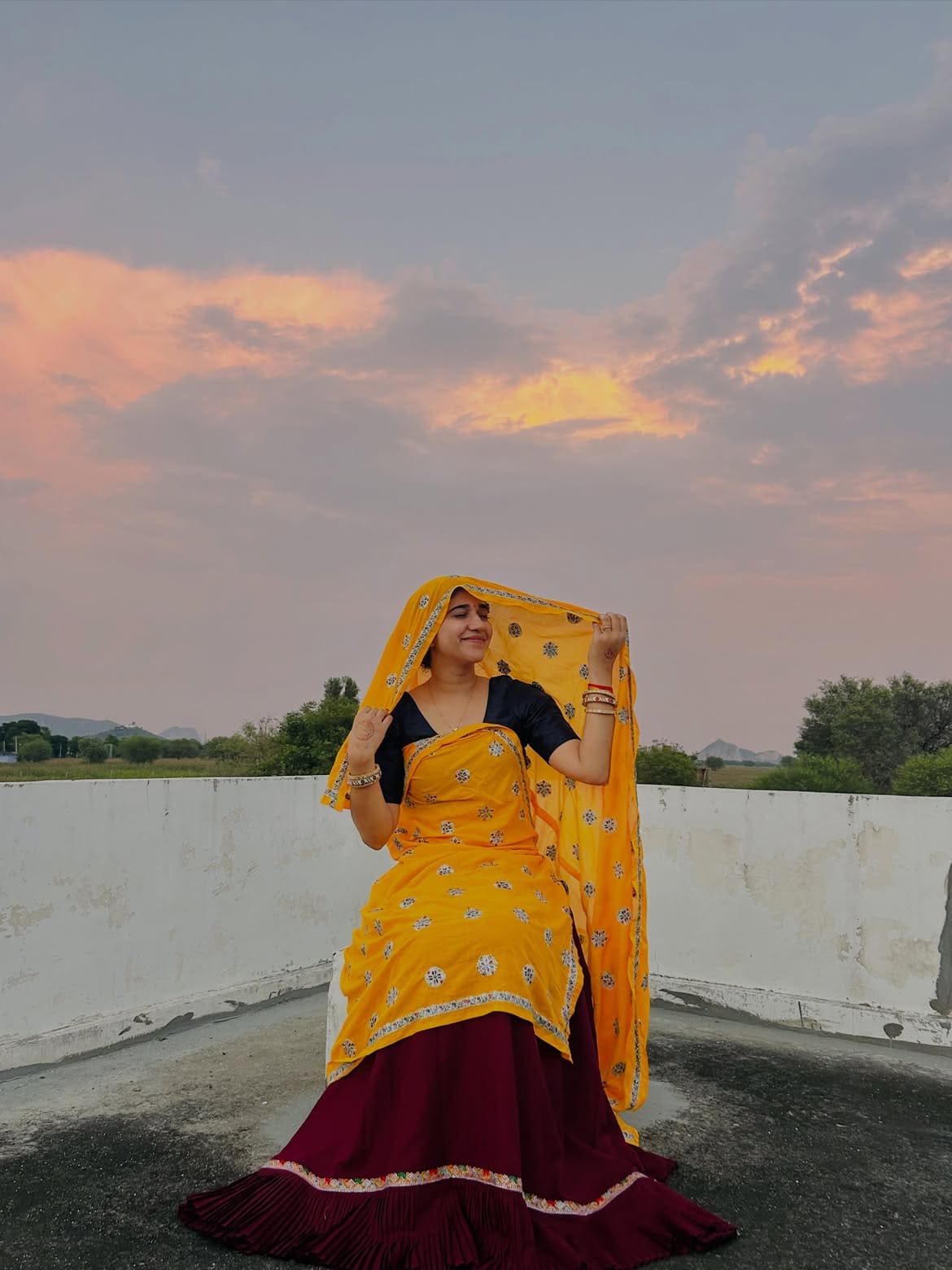 upsc ies officer pooja meena peeli lugdi traditional look photos