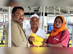 Telangana Bus Conductor Returns Rs 3 Lakh Left Behind By Haj-Bound Couple