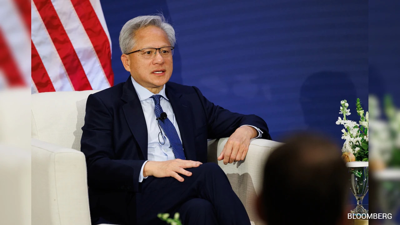 "Hoax": Nvidia CEO Puts Trump on Phone While Downplaying Dangers Of AI