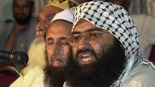 पाकिस्तान ने मसूद अजहर पर 70 लाख का इनाम घोषित किया, FIA ने रेड बुक में किया शामिल