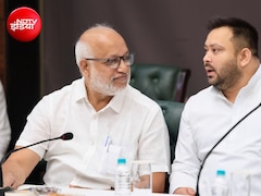 'चुनाव आयोग बीजेपी की कठपुतली, बैलेट पेपर से हो वोटिंग...' तेजस्वी यादव का सरकार पर बड़ा हमला