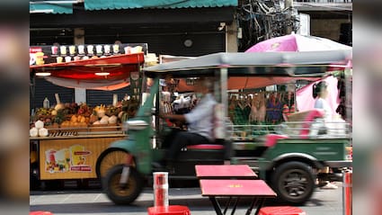 'Ashamed' After Seeing Hindi Sign In Bangkok, Man Calls Out Indians Abroad