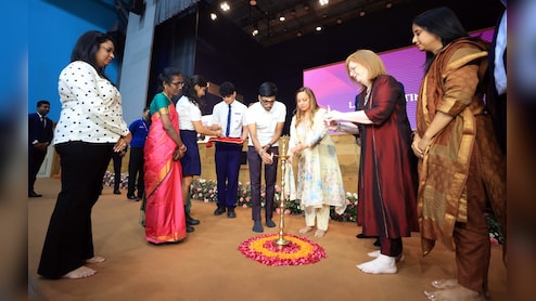अहमदाबाद के अदाणी इंटरनेशनल स्कूल में शतरंज प्रतियोगिता का आयोजन, इतने खिलाड़ी ले रहे हैं भाग