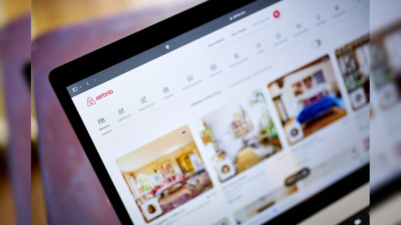 Airbnb Rolls Out Pilot Program In US To Lower Fees Paid By Hosts