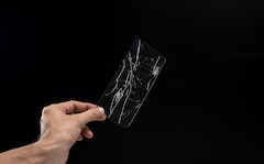 Man Earns Rs 60,000 From Simple Tempered Glass Business, Internet Reacts
