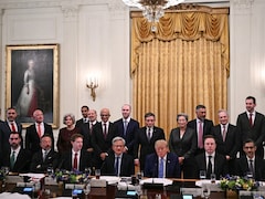 Trump, Tech Executives Sign 