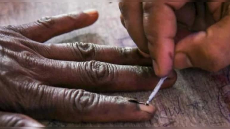 नगर निकाय चुनाव: 77 प्रत्याशी निर्विरोध निर्वाचित, BJP 44 , कांग्रेस 16 और 17 निर्दलीय व&zwj;िजयी
