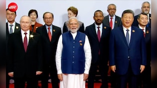BRICS के फैमिली फोटो में PM मोदी के दाएं और बाएं दिखे पुतिन और जिनपिंग, पूरी दुनिया को संदेश