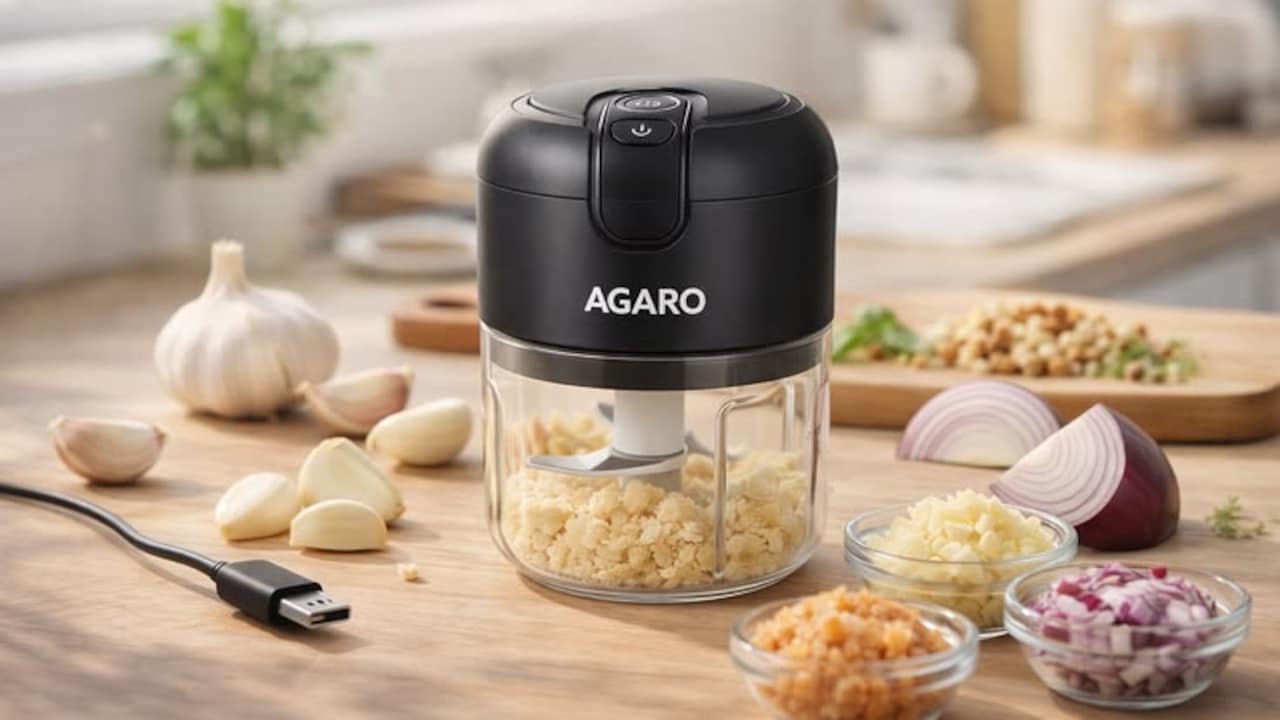 A mini chopper turns chopping and cutting into seconds without any mess A mini chopper turns chopping and cutting into seconds without any mess