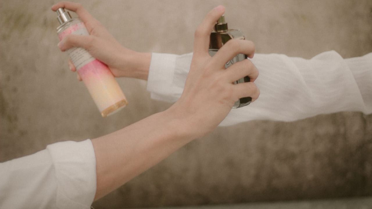 Body Mist Vs Perfume Key Differences Body Mist Vs Perfume Key Differences