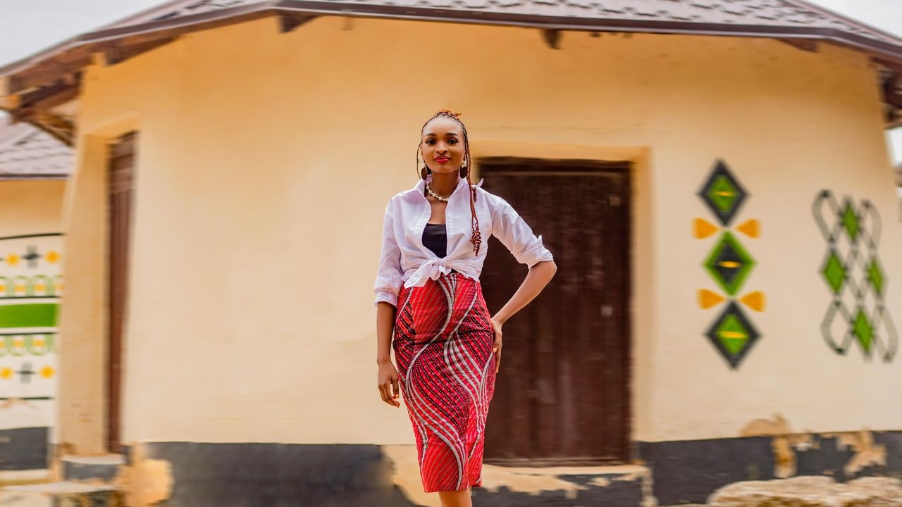 10 Fashionable Midi And Maxi Skirts To Upgrade Your Wardrobe 10 Fashionable Midi And Maxi Skirts To Upgrade Your Wardrobe