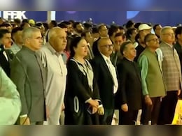 Abdullahs Stand For Full <i>Vande Mataram</i>, Congress Objects, Told To Sit Down