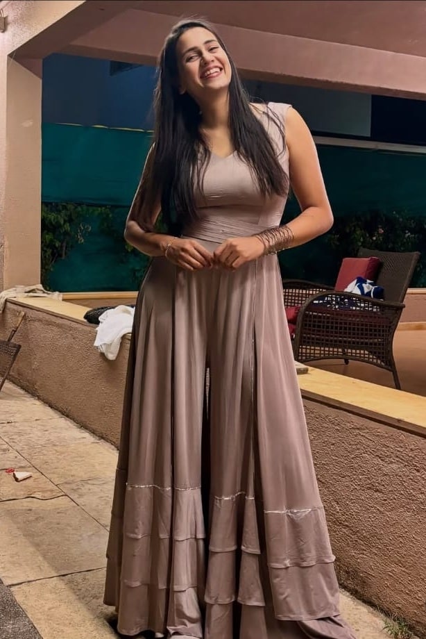 Indore Traffic Girl Shubhi Jain