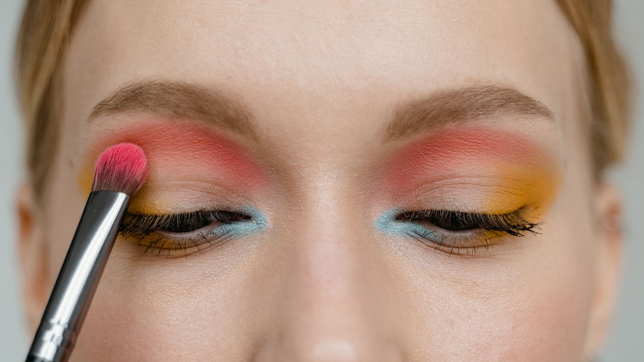 Eyeshadow Eyeshadow