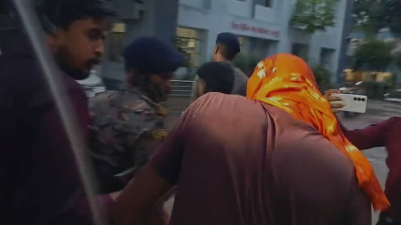जमुई: आरोपी हरेराम यादव को कोर्ट में पेशी के दौरान वकील ने जड़ा थप्पड़, नंदन का पिता मर्डर केस में अरेस्‍ट
