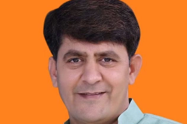 "राजकुमार बराला को चुनाव जिताओ, कोई लड़का कुंवारा नहीं रहेगा", &nbsp;बीजेपी के पूर्व व&zwj;िधायक का ऐलान