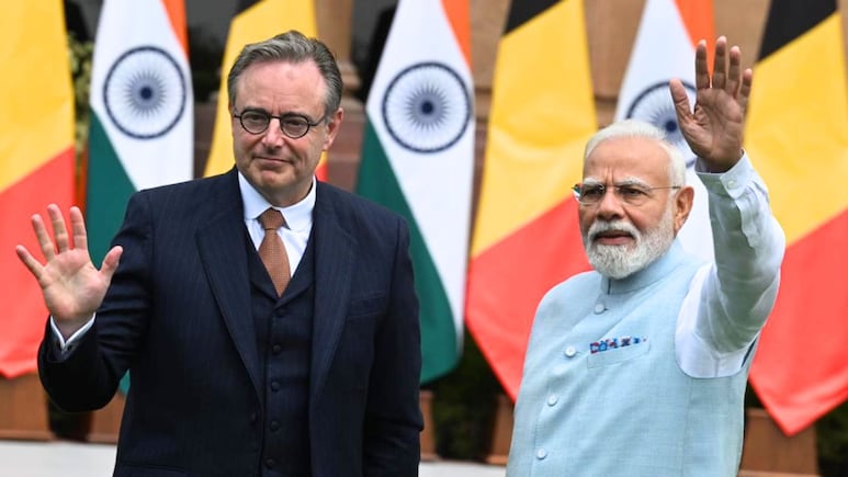 'भारत की ग्रोथ स्टोरी पर दुनिया को भरोसा', GDP पर बोले पीएम मोदी, मजबूत है अर्थव्&zwj;यवस्&zwj;था