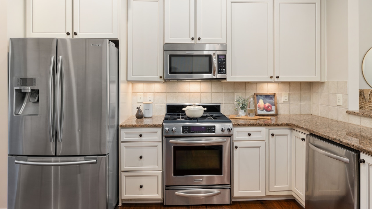 10 Common Refrigerator Myths That Could Be Affecting Food Freshness 10 Common Refrigerator Myths That Could Be Affecting Food Freshness