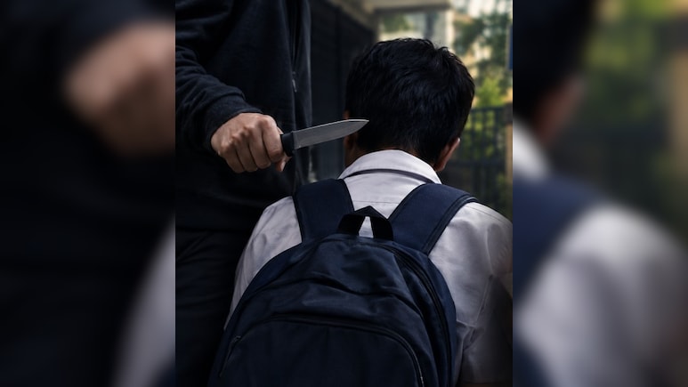 Class 8 Student Threatened, Forced To Hand Over Rs 6 Lakh, Gold In Bengaluru