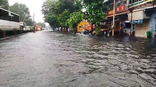 गुजरात में मूसलाधार बारिश, पानी-पानी हुआ अहमदाबाद, 5 जिलों के लिए रेड, 9 जिलों के लए IMD का ऑरेंज अलर्ट